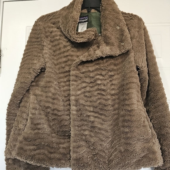 Patagonia Teddy Bear Coat size small - Picture 11 of 11